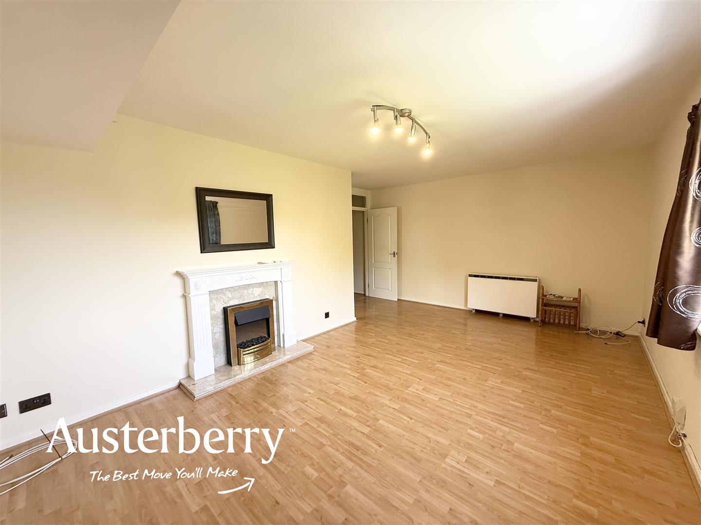 2 bed property in Glebedale Road, Stoke-On-Trent